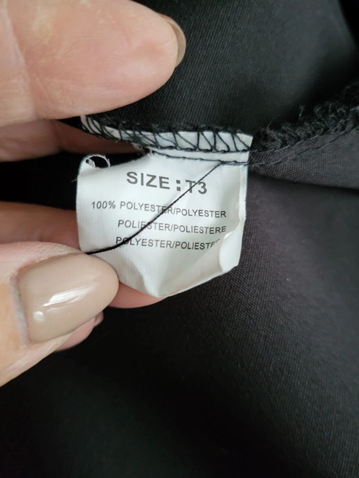 Robe noire à martingale et manches longues Christy taille 3 (44/46) neuve avec étiquette - photo numéro 15