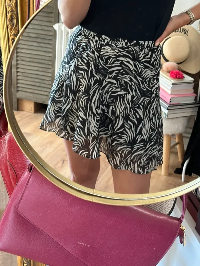 Mini jupe The Kooples noire et blanche taille 36 - photo numéro 3
