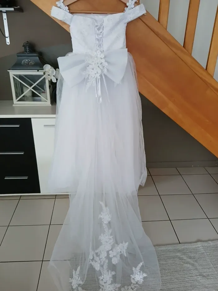 Magnifique Robe de demoiselle d'honneur en dentelle et tulle pailletée Taille 6 ans🌿💝 - photo numéro 12