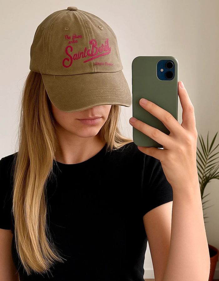 Casquette unisexe inscription en rose Saint Barth