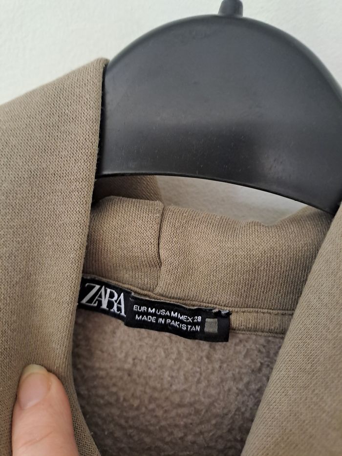 sweat à capuche kaki clair taille M marque zara - photo numéro 4