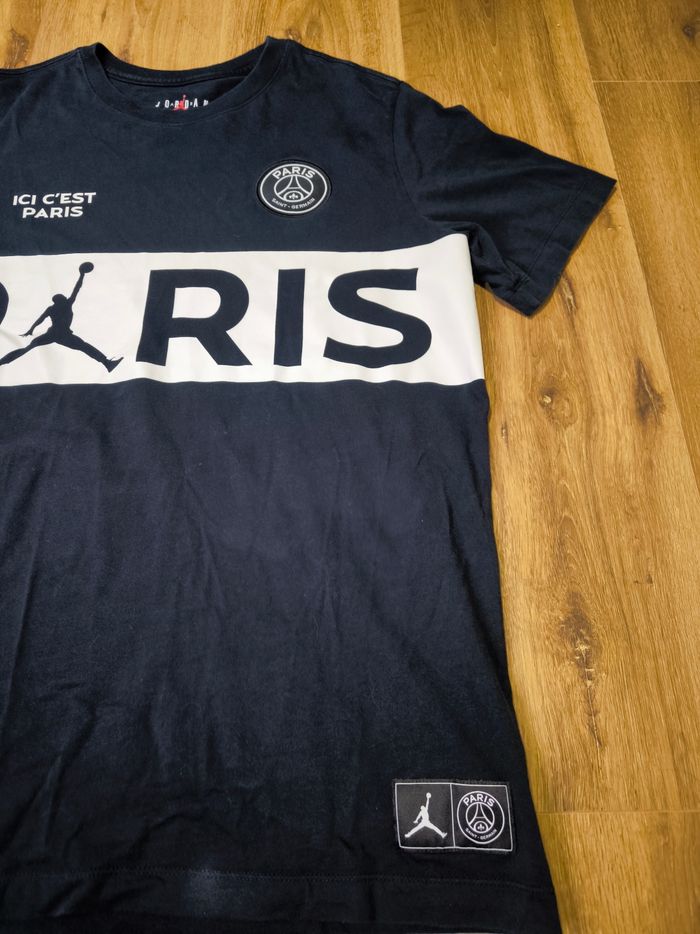 T-shirt, maillot paris saint germain,PSG ,Jordan, taille L,très bon état - photo numéro 4