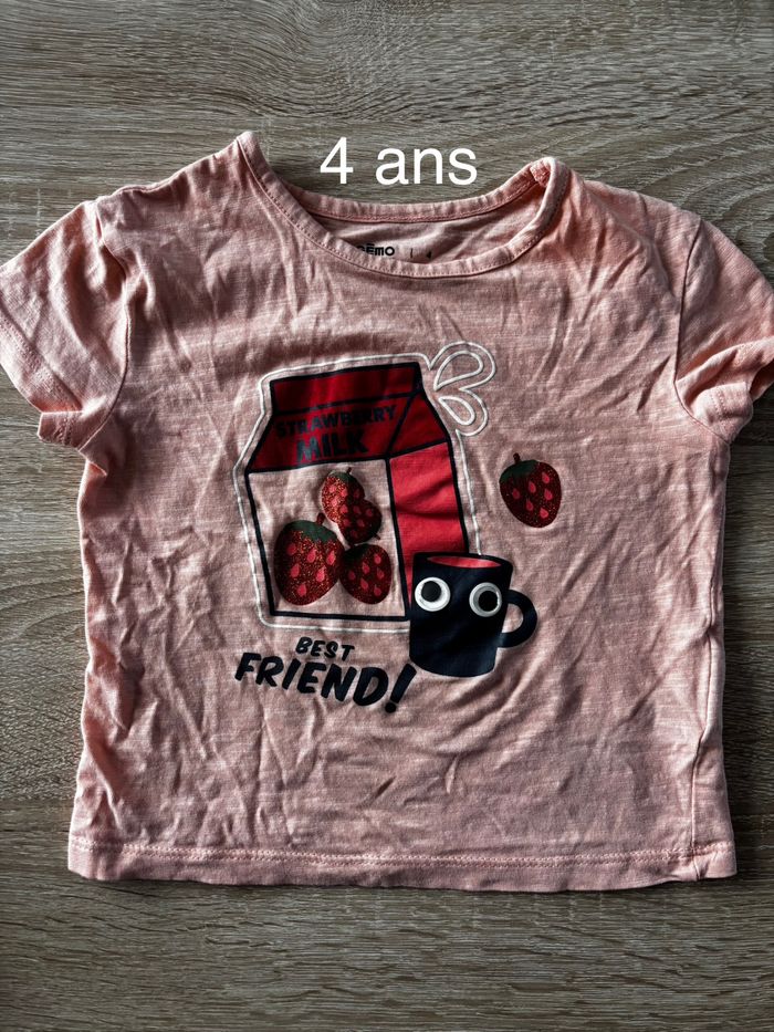 Tee shirt brique de lait GEMO t.4ans