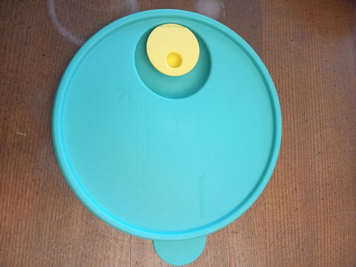 Couvercle tupperware