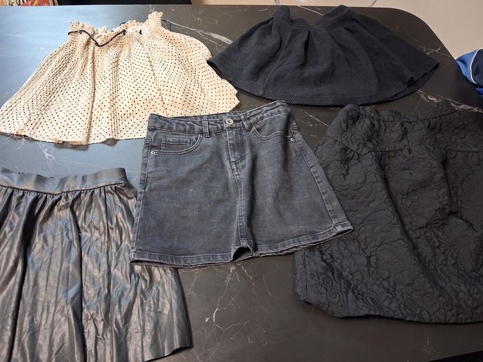 Lot jupes zara - photo numéro 2
