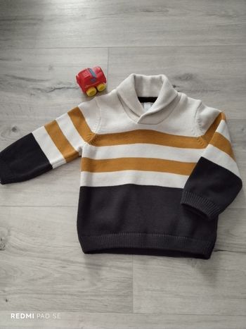 Pull bébé 12 mois col châle 