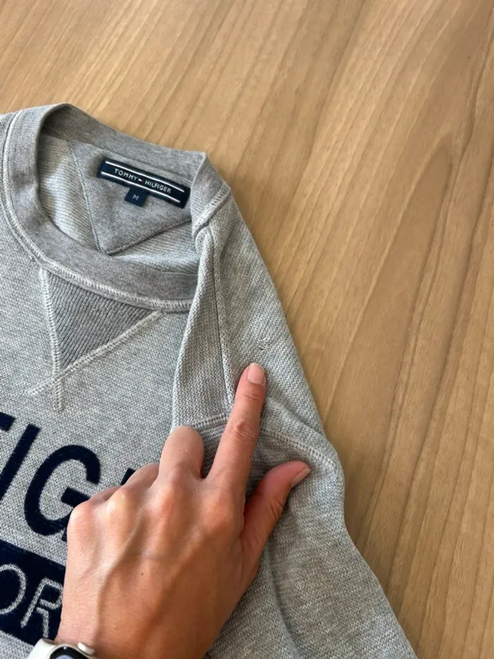 Pull tommy hilfiger taille M - photo numéro 10