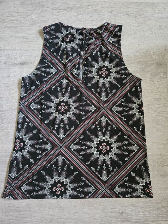 T-shirt femme neuf manches courtes taille 42 - photo numéro 2