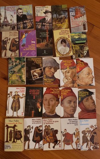 Lot 25 livres grands Détectives