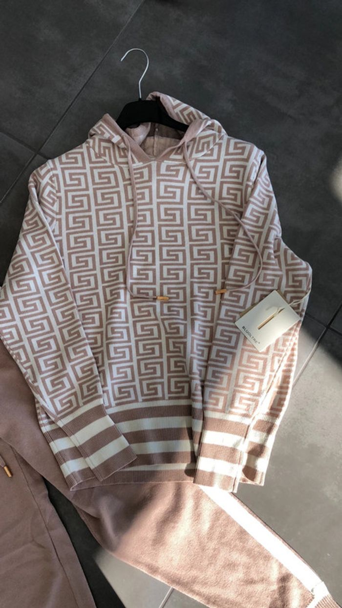 Survêtement en maille