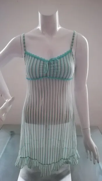 Nuisette turquoise T. 38/40