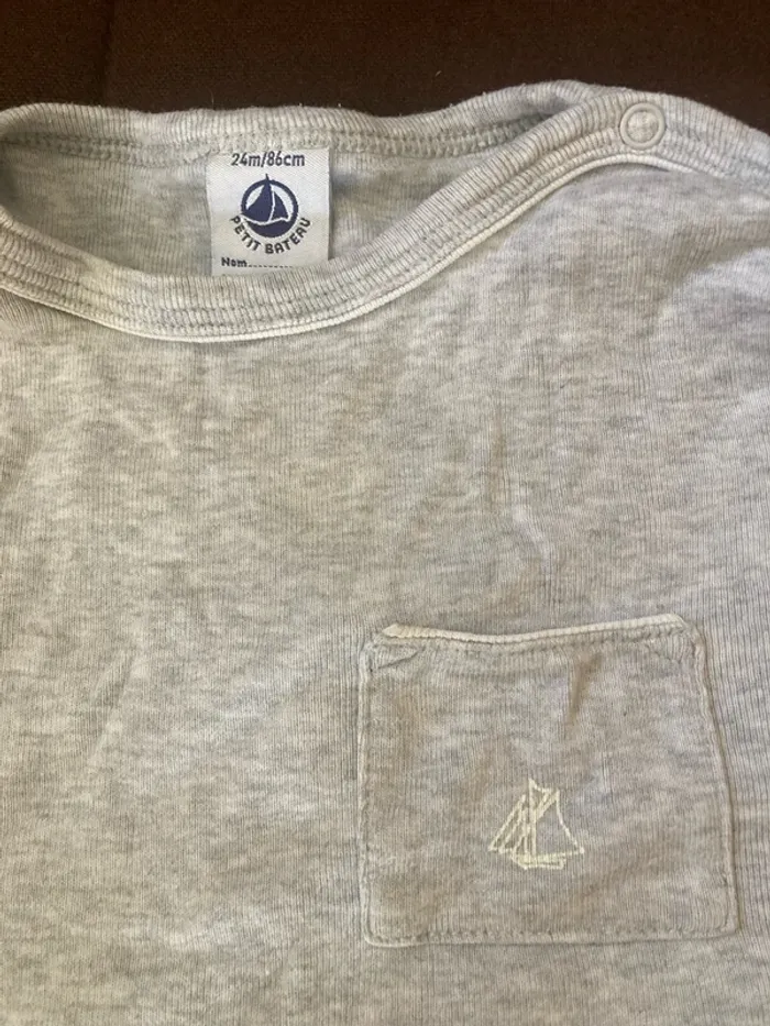 TEE shirt 24mois petit Bateau - photo numéro 2