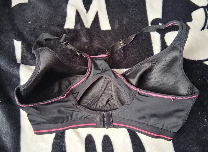 Soutien gorge de sport - photo numéro 2