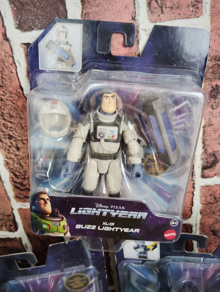 Lot de 3 figurines Buzz l'éclair le film - photo numéro 4