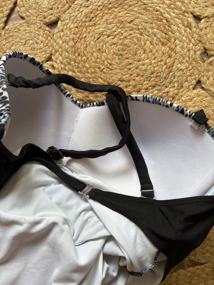 Maillot de bain à motif léopard shorty - rembourrés - taille 50 - comme neuf - photo numéro 9