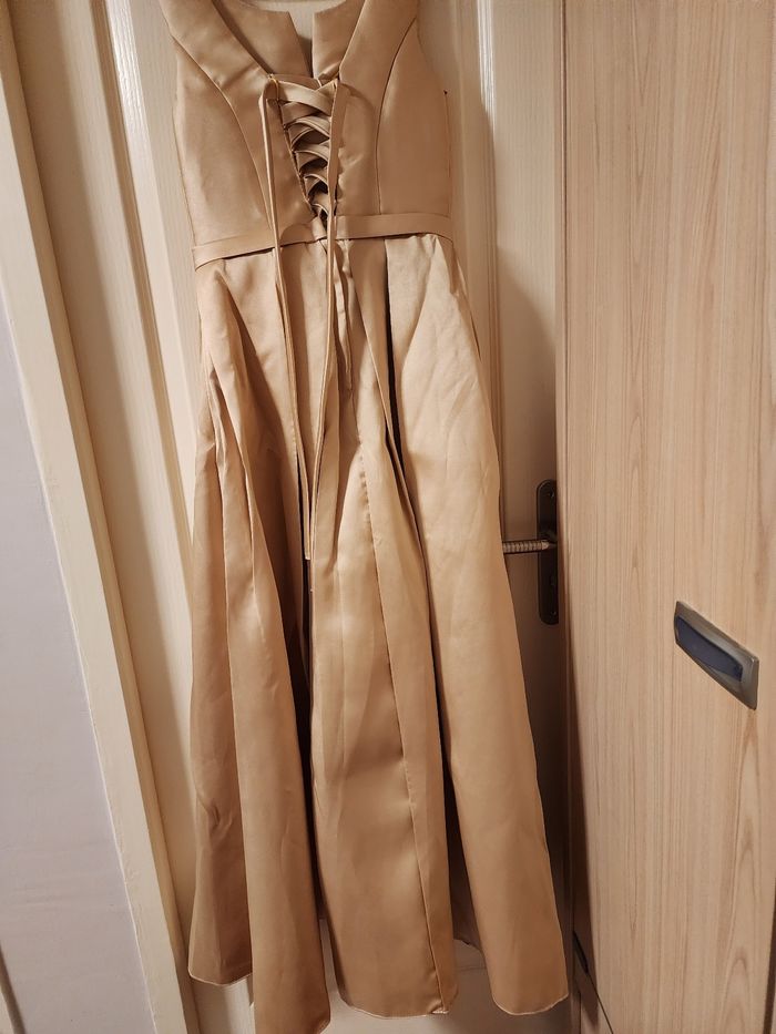 Robe de soirée beige - photo numéro 6
