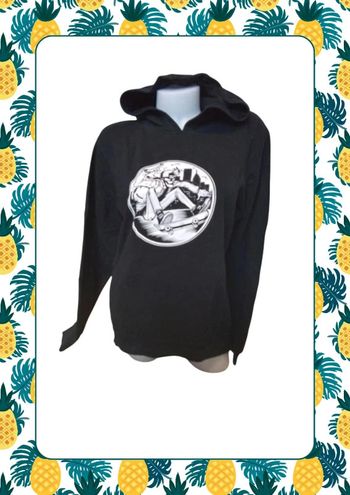 Sweat noir à capuche