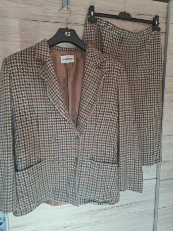 Ensemble tailleur + jupe taille 44