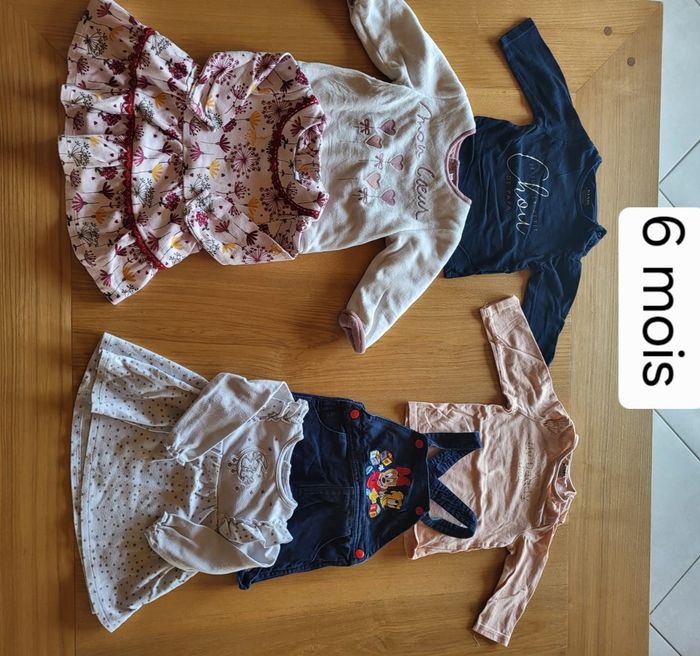 Lot vêtements fille 6 mois