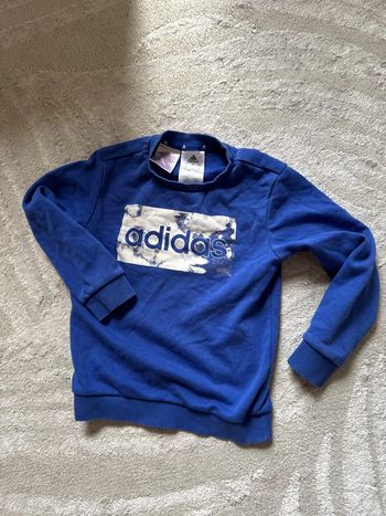 Pull adidas 2/3 ans très bon état