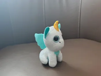Mini peluche créature  Ty offert par Mcdonald's lors de l'achat d'un happy meal en 2020