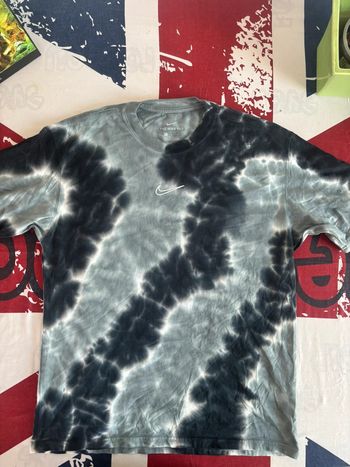 T-shirt Tye&Die Nike nuance de gris et de noir taille S