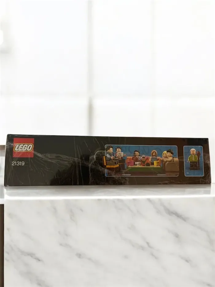 Lego Friends Central Perk 21319 - photo numéro 5