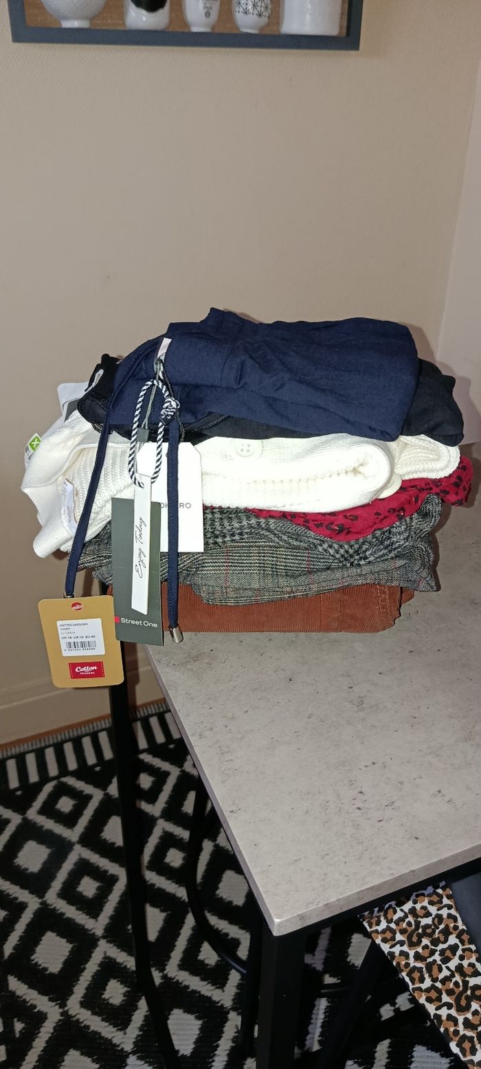 Lot vêtements neuf