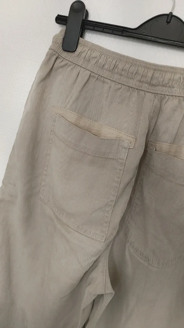Pantalon en lin beige - photo numéro 5