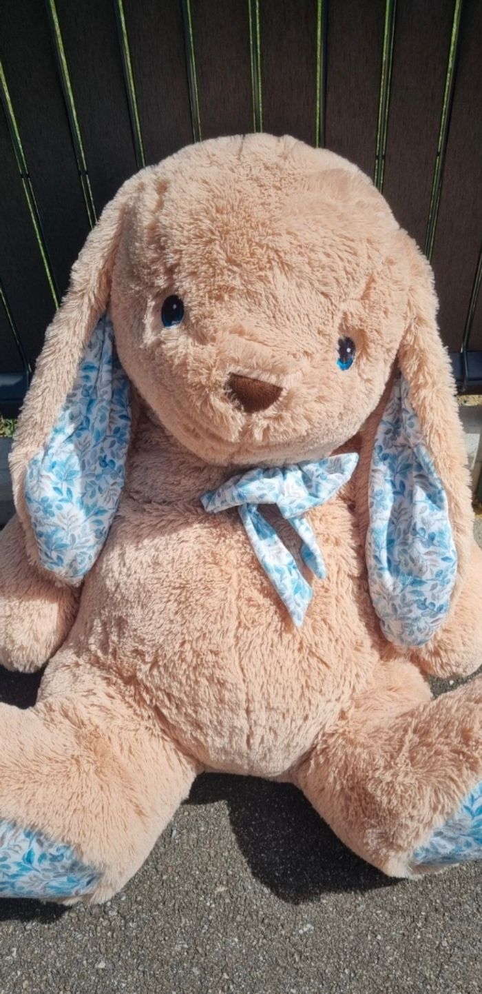 Grande peluche lapin fleuri neuve - photo numéro 2