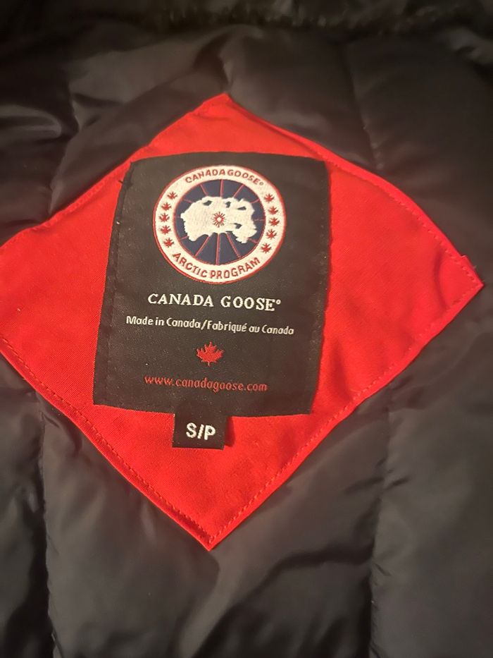 Manteau rouge Canada gosse - photo numéro 2