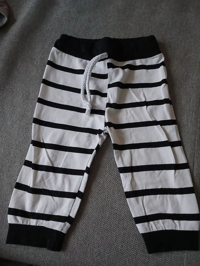 Ensemble comprenant un bodie, 2 bas, 1 bonnet 100 cm - photo numéro 5