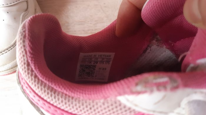 Baskets Adidas p.29 - photo numéro 8