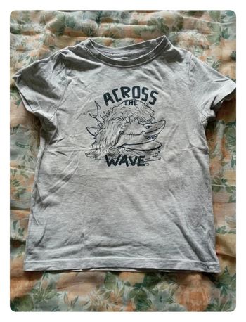 Tee-shirt requin Kiabi 5 ans