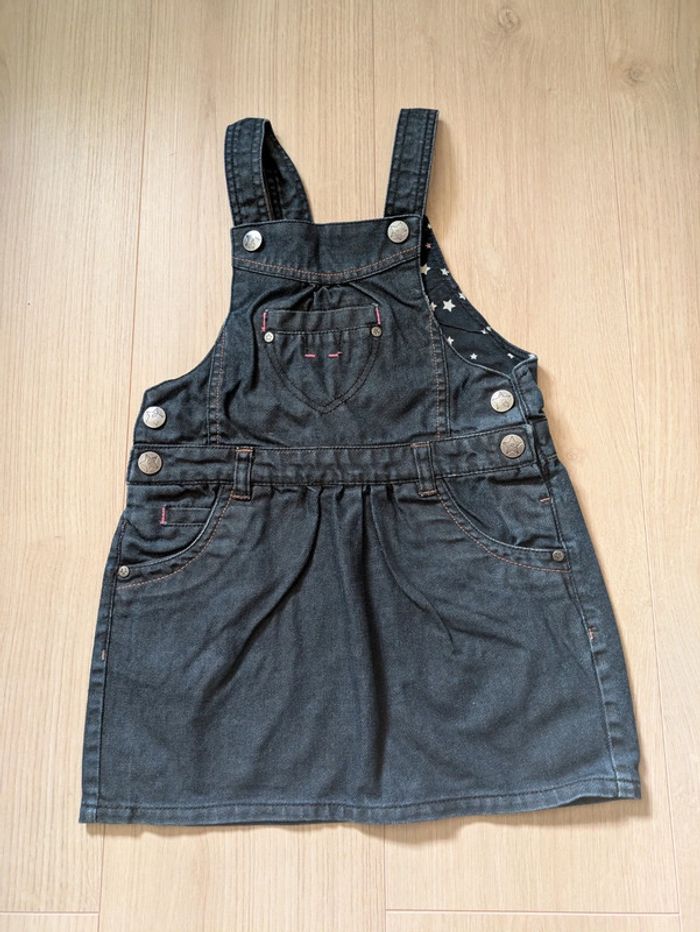 Gros lot robes fille 5 ans, pantacourt et chemise de nuit - photo numéro 3