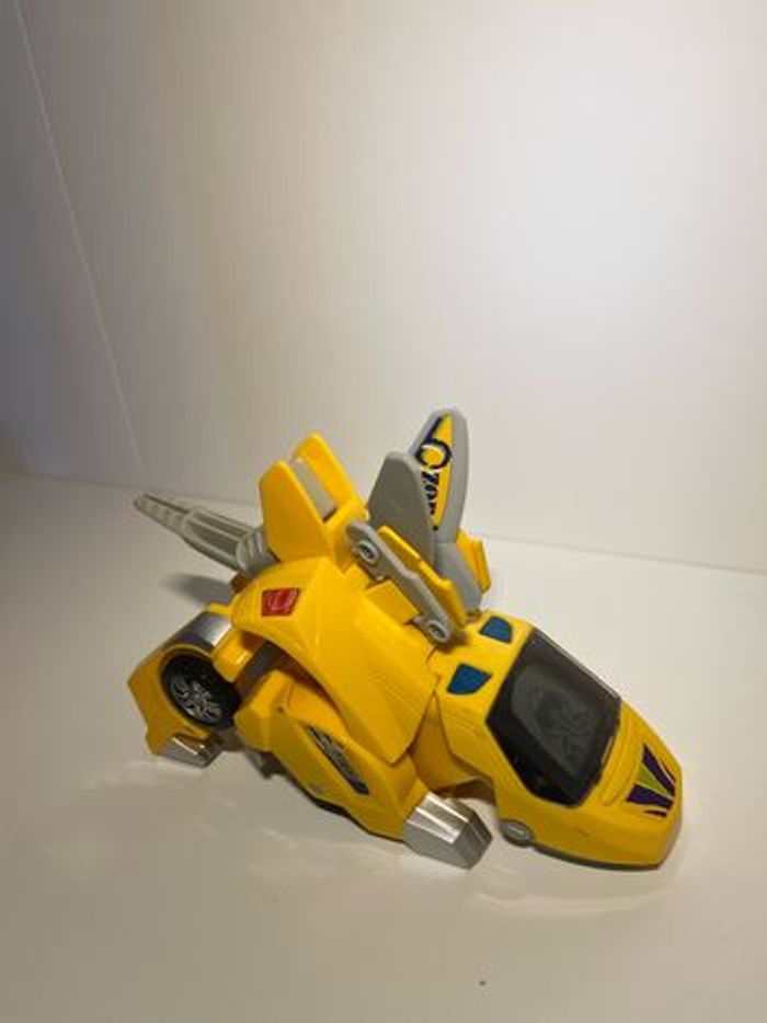 Voiture transformable en Dinosaure - Switch and Go - photo numéro 4