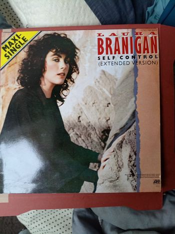 Laura Branigan - self control