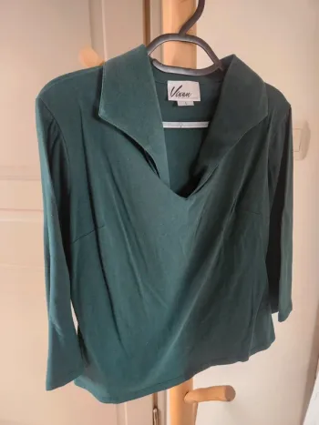 Vixen Top Hunter green micheline pitt