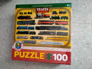 Puzzle train neuf