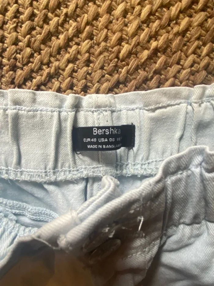Short bershka - photo numéro 3