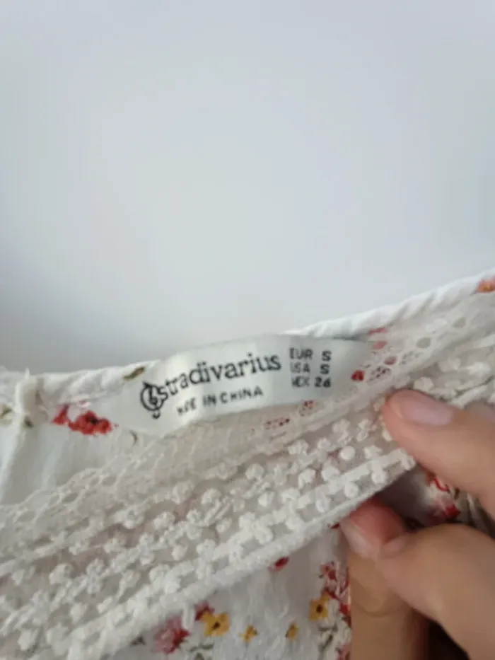 Top à bretelles fleuri Stradivarius - photo numéro 3