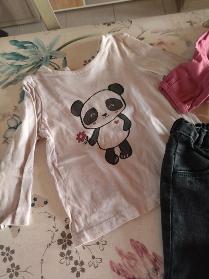 Lot de vêtements 12 mois - photo numéro 2