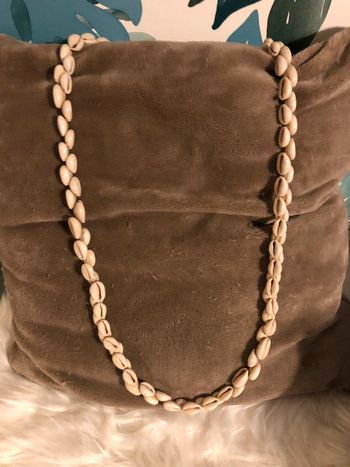 Collier coquillage