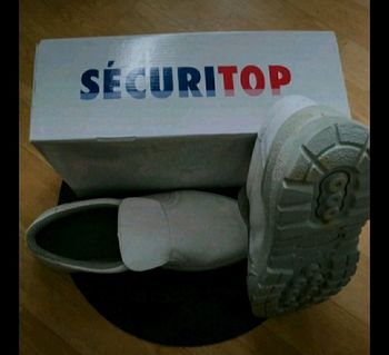 Chaussure de securité pointure 43