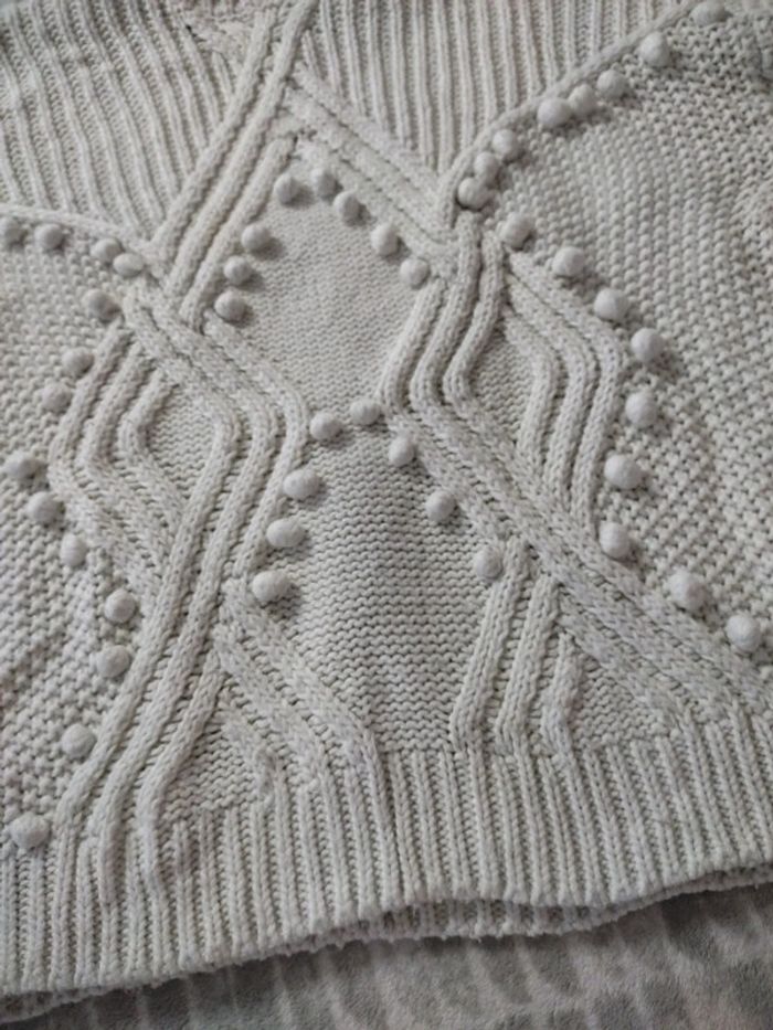 Pull col roulé écru maille torsades pompon Jennyfer taille M 38 - photo numéro 2