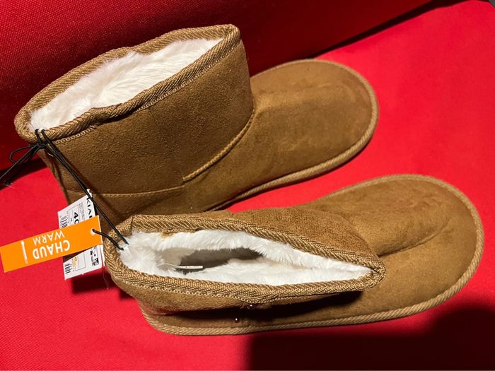 Chausson pantoufles bottines boots fourrées femme 40 neuves - photo numéro 3
