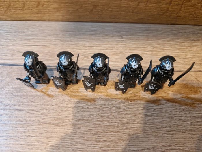 Figurines type lego 5 guerriers orcs seigneur des anneaux - photo numéro 4