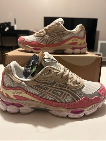 Asics nyc gel rose taille 38