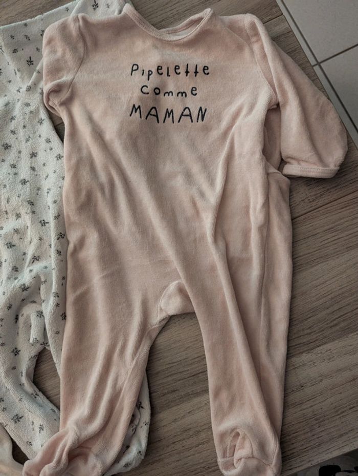 Lot de 3 pyjamas bébé fille 6mois grenouillère - photo numéro 3
