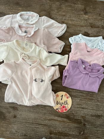 Lot pyjama bodies 1 mois